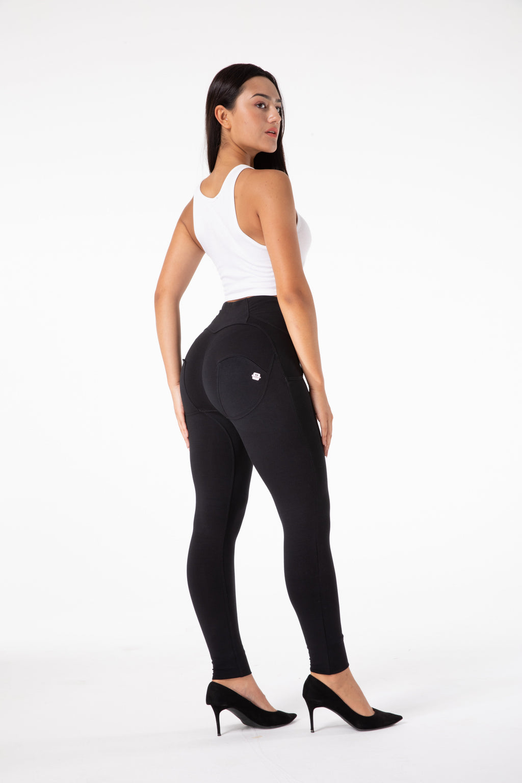 Valenzora | Tight black leggings with a high waist