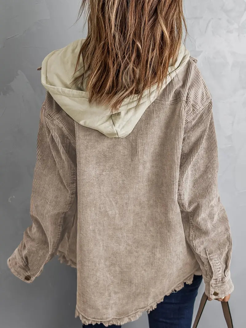 Effortless and trendy jacket