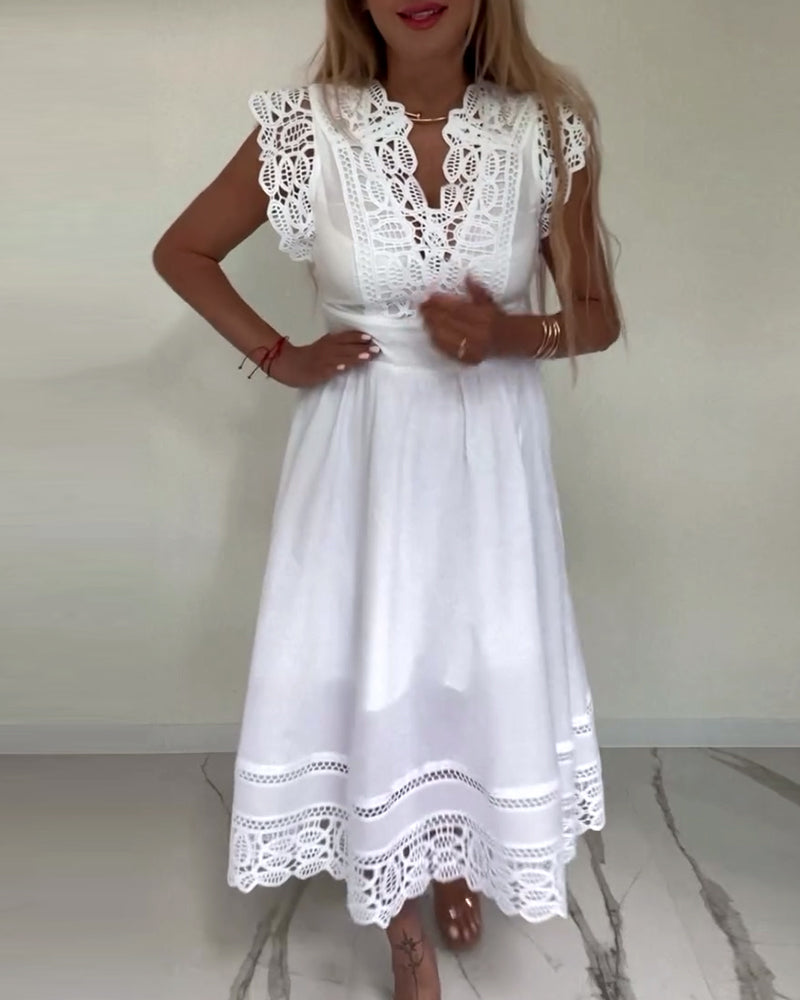 Valenzora | Elegant sleeveless dress in solid color lace with a V-neck