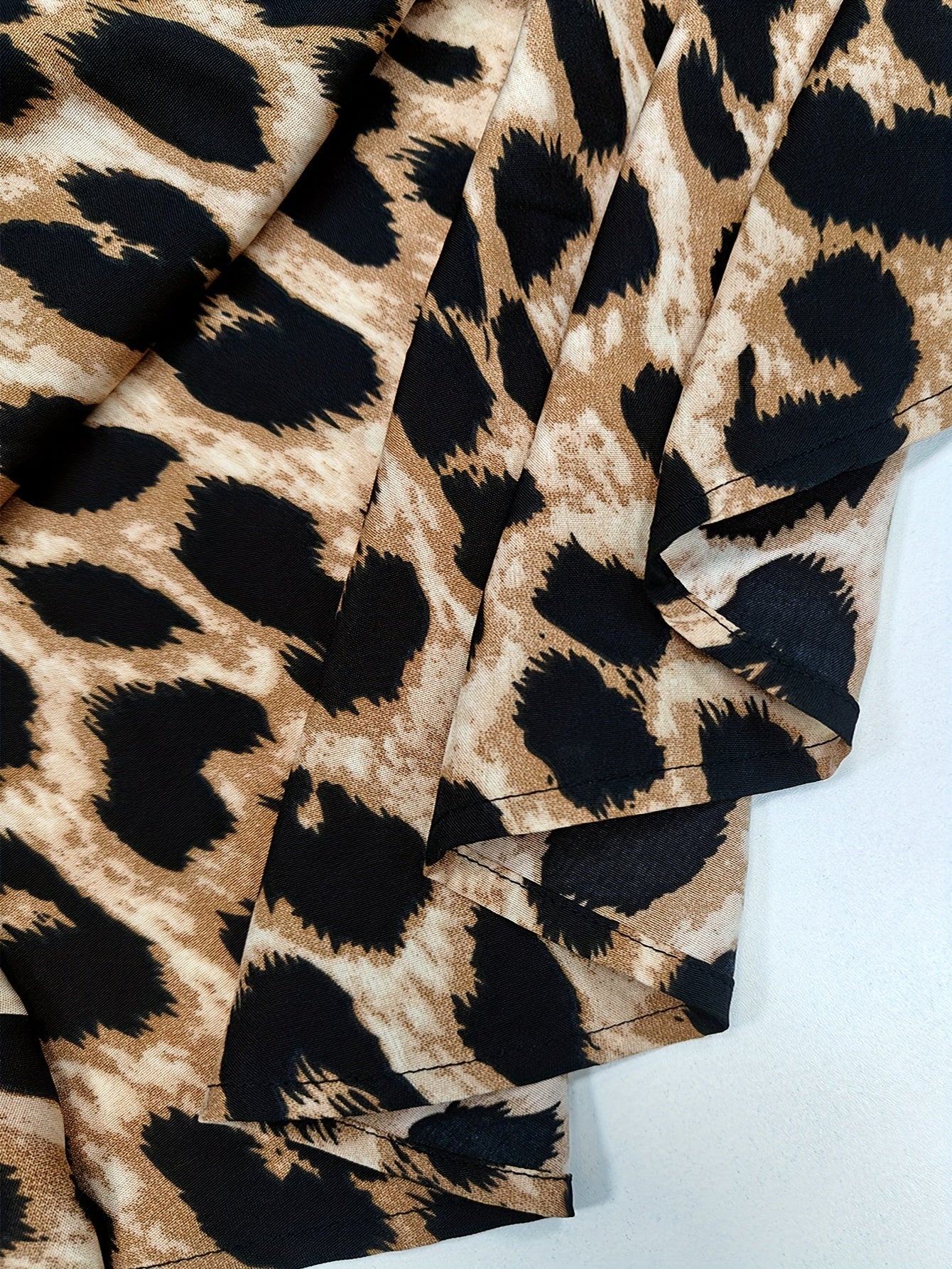 Valenzora | Casual leopard print shirt dress with long sleeves