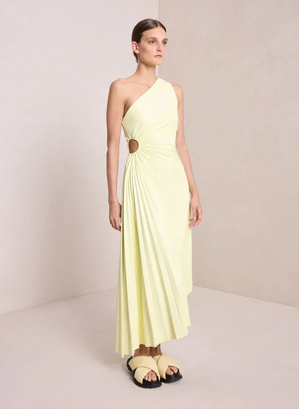 Valenzora | One Shoulder Maxi Dress