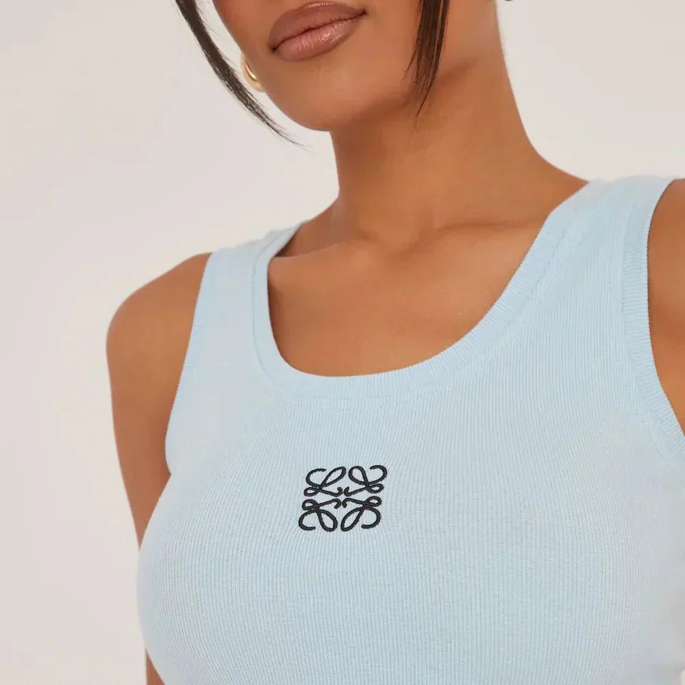Valenzora | Geripptes Tanktop mit zarter Stickerei