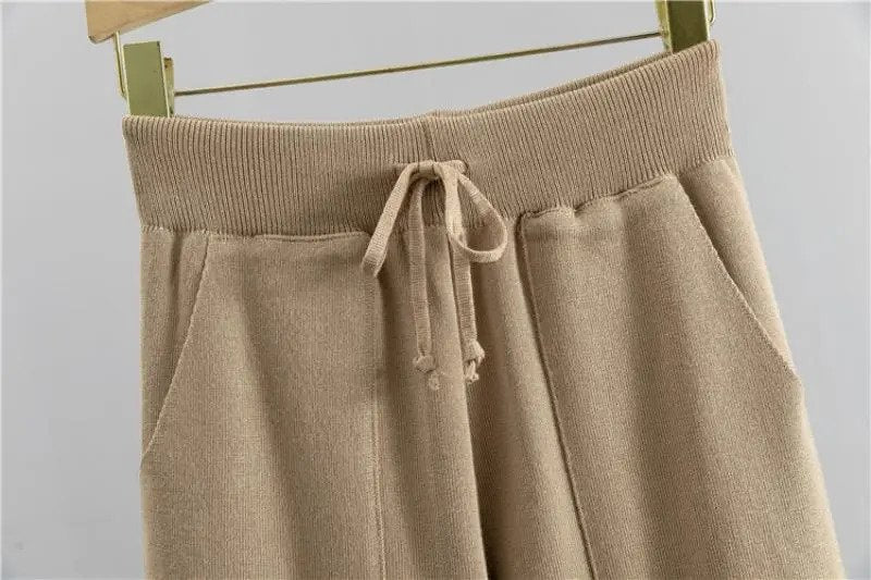 Valenzora | Women's Tracksuit – Comfortable and Stylish for Fitness and Leisure