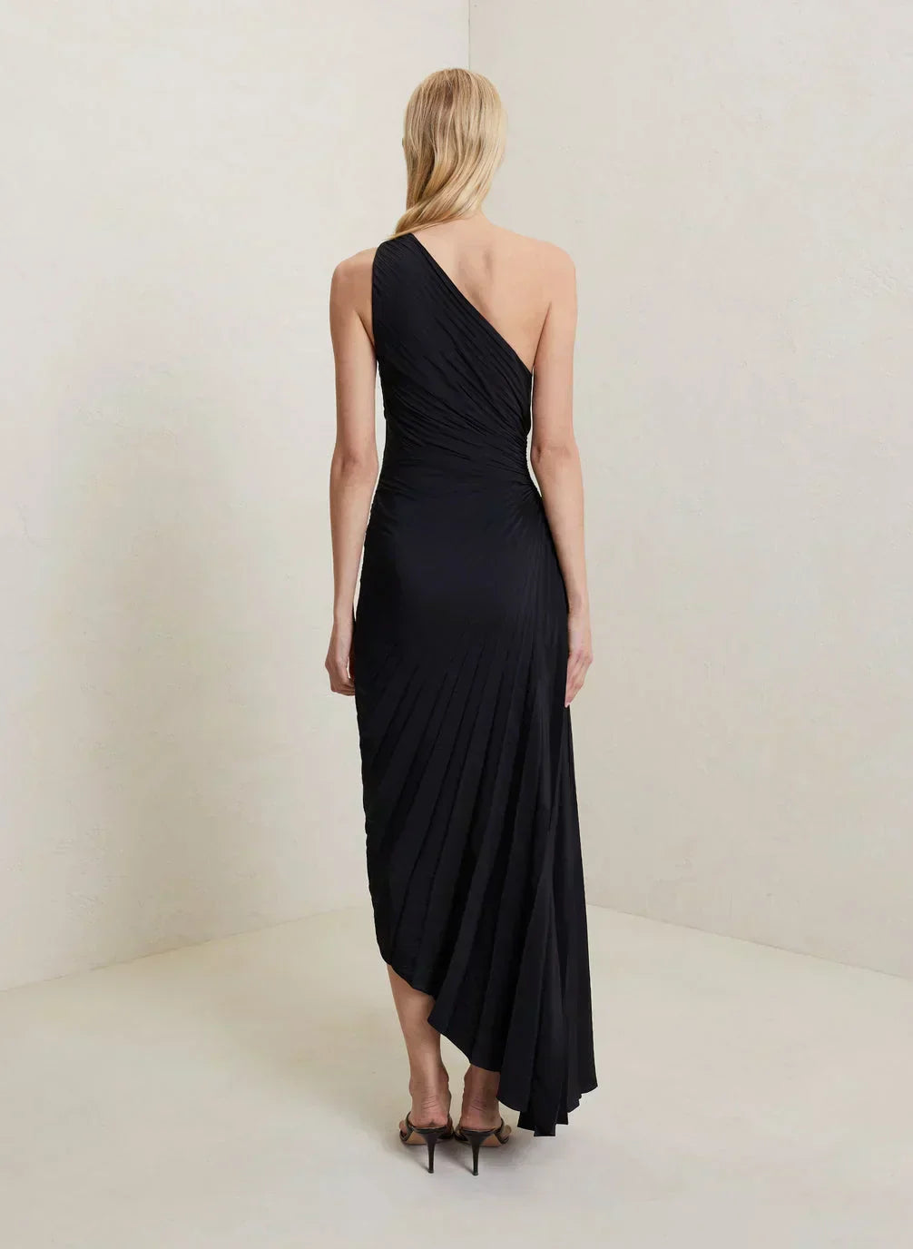 Valenzora | One Shoulder Maxi Dress