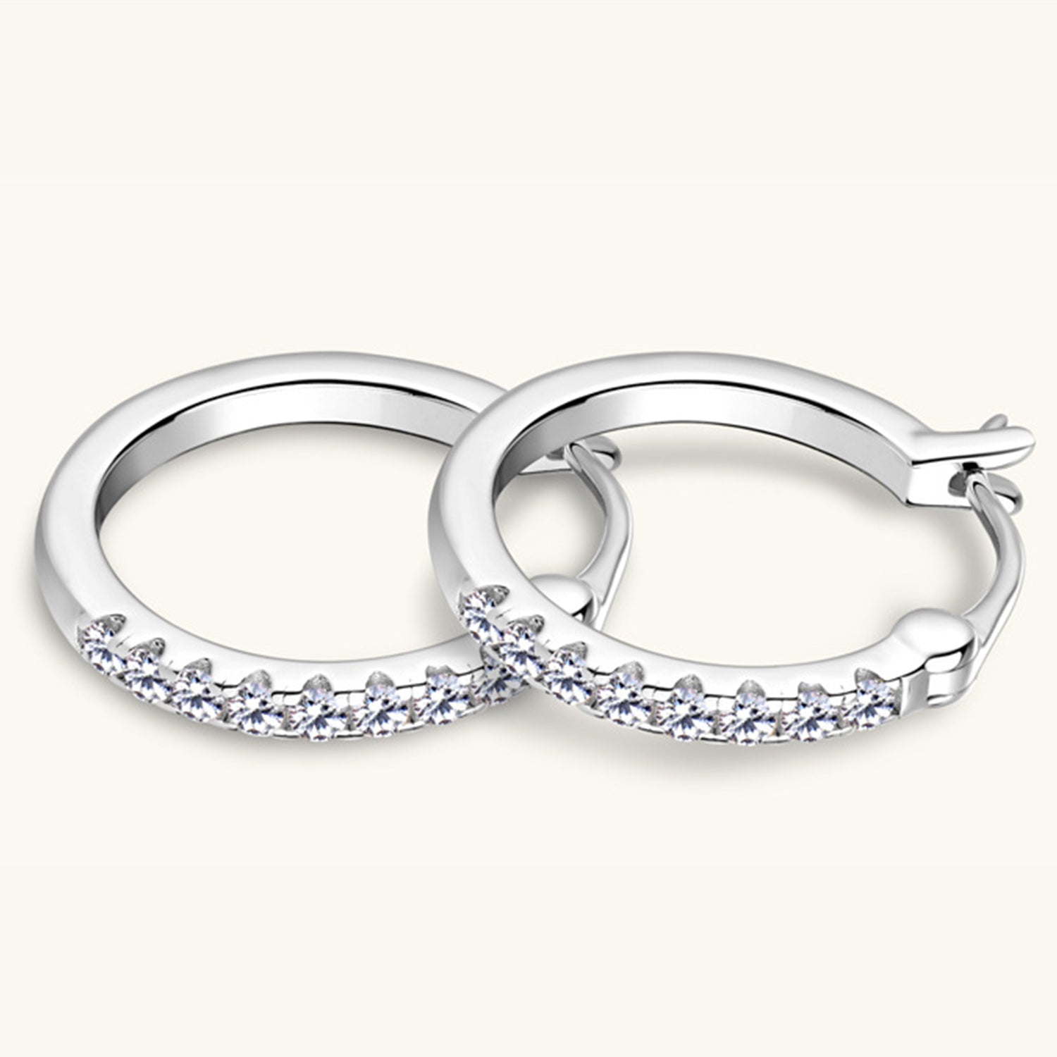 Valenzora | 925 Sterling Silver Moissanite Huggie Earrings