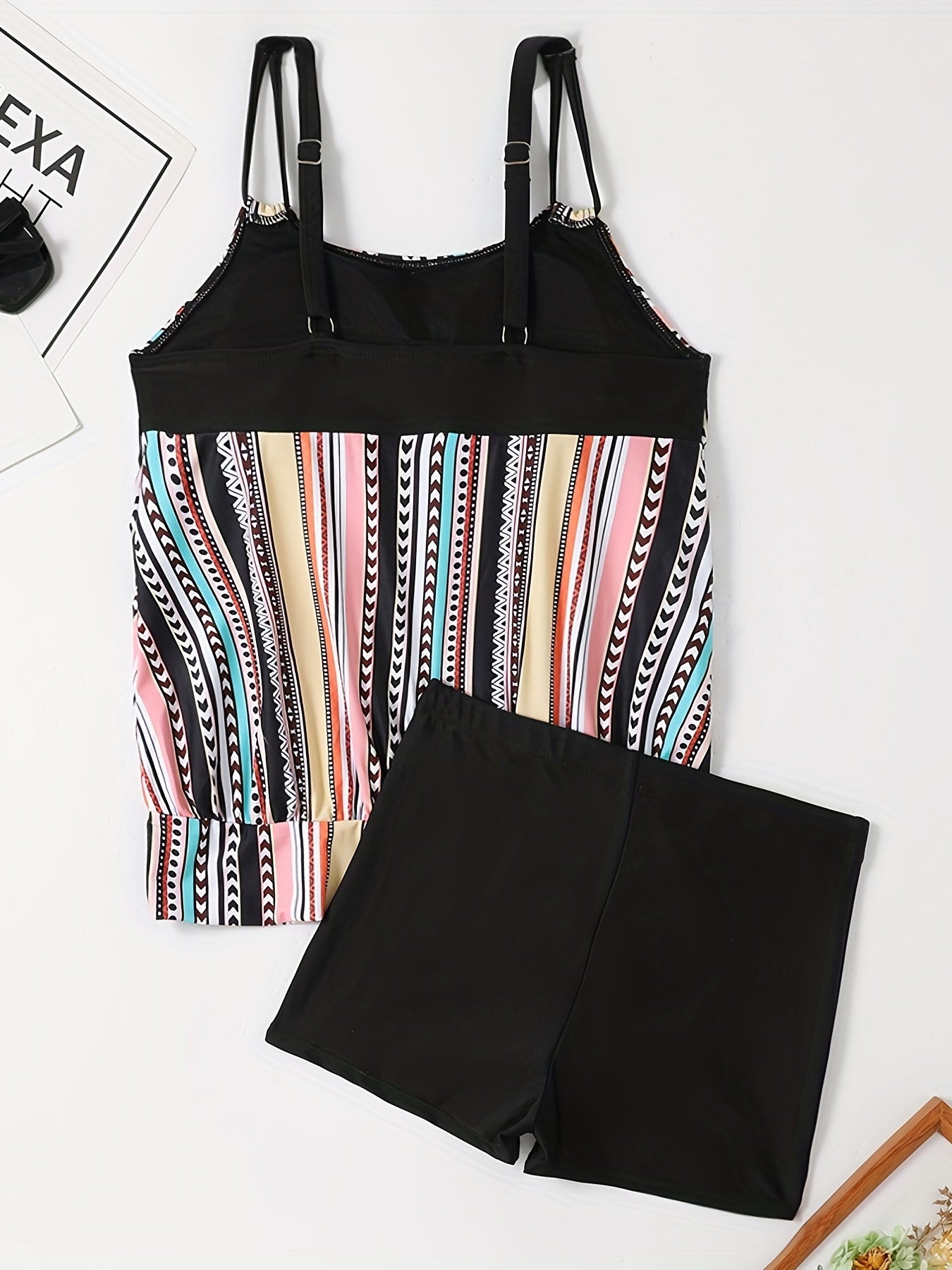 Valenzora | Tankini set with stripes and dots