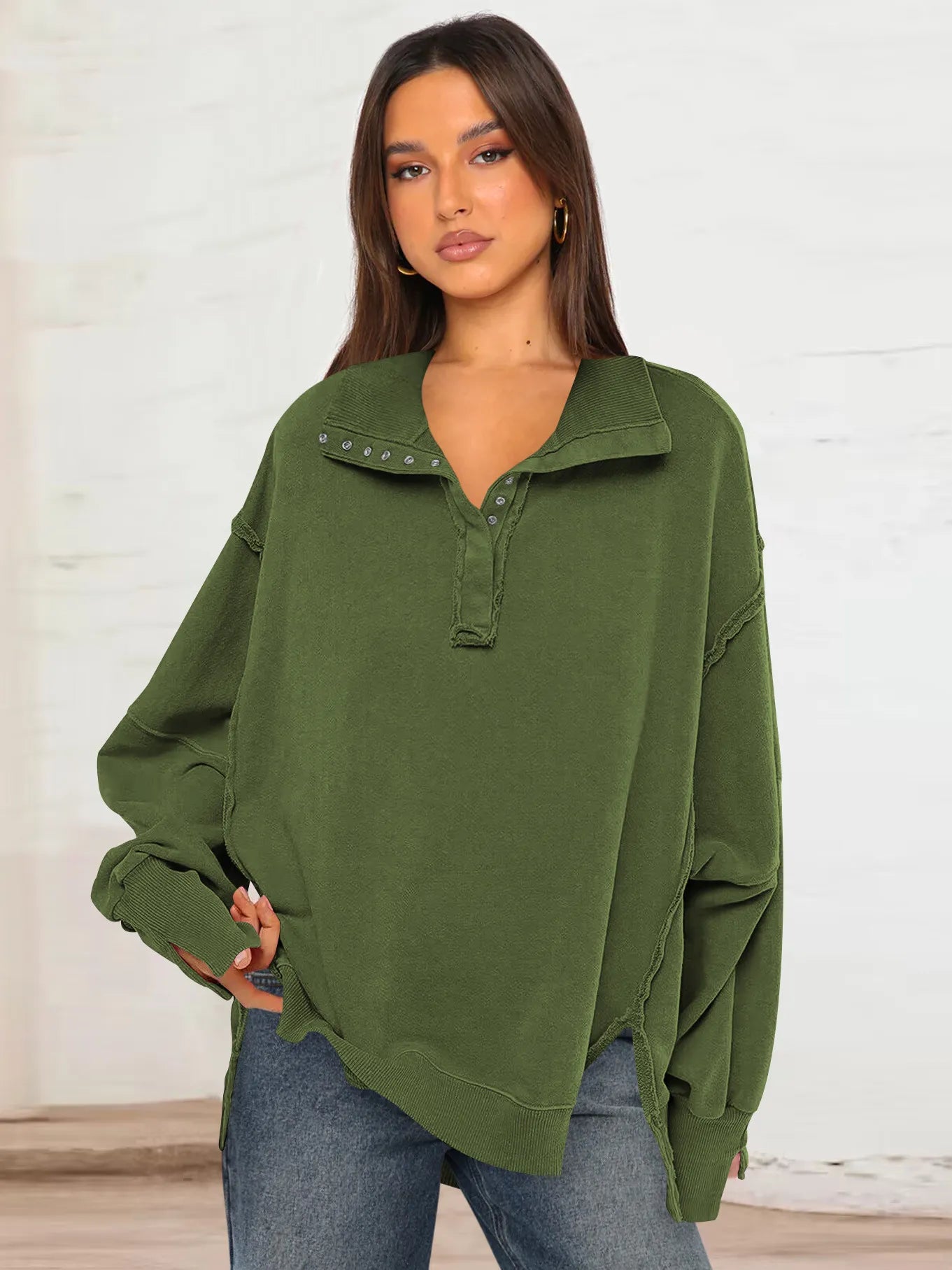 Valenzora - Casual sweatshirt with buttons and lamp sleeves