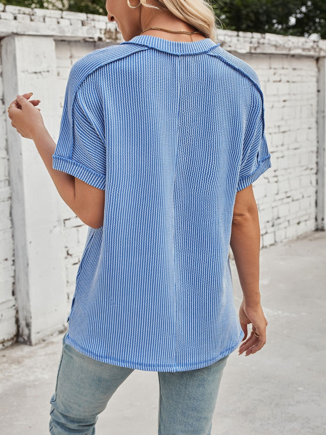 Valenzora | Corduroy V-neck short-sleeved T-shirt