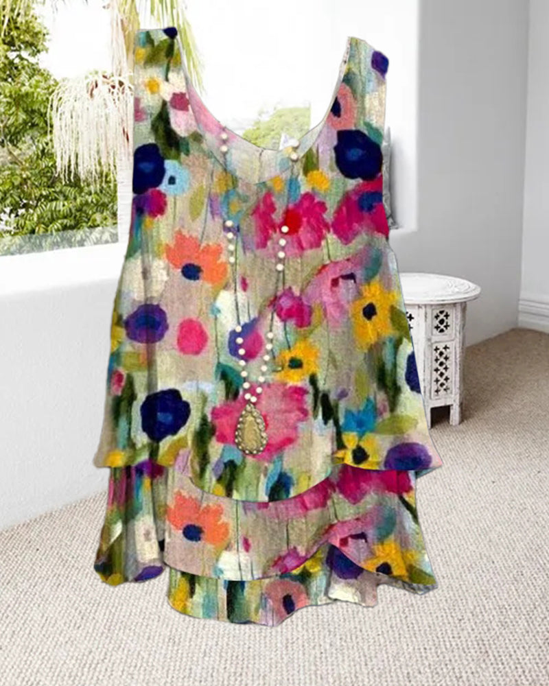 Valenzora | Layered sleeveless top with floral motif