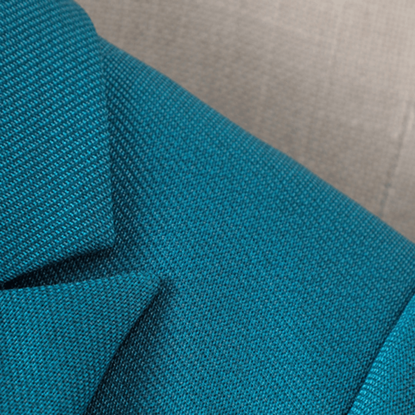 Valenzora | Elegant women's blazer and trouser suit. Casual & comfortable design.