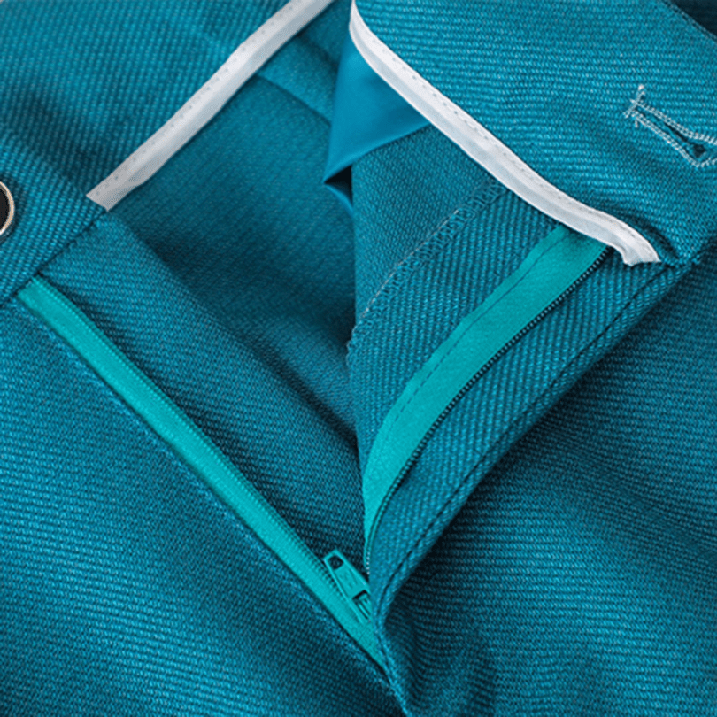 Valenzora | Elegant women's blazer and trouser suit. Casual & comfortable design.