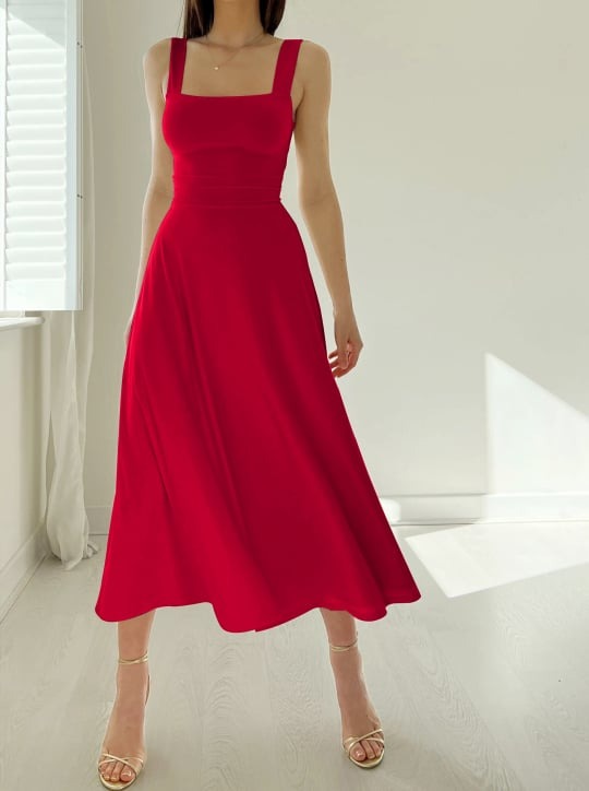 Damen-Midikleid mit breiten Trägern