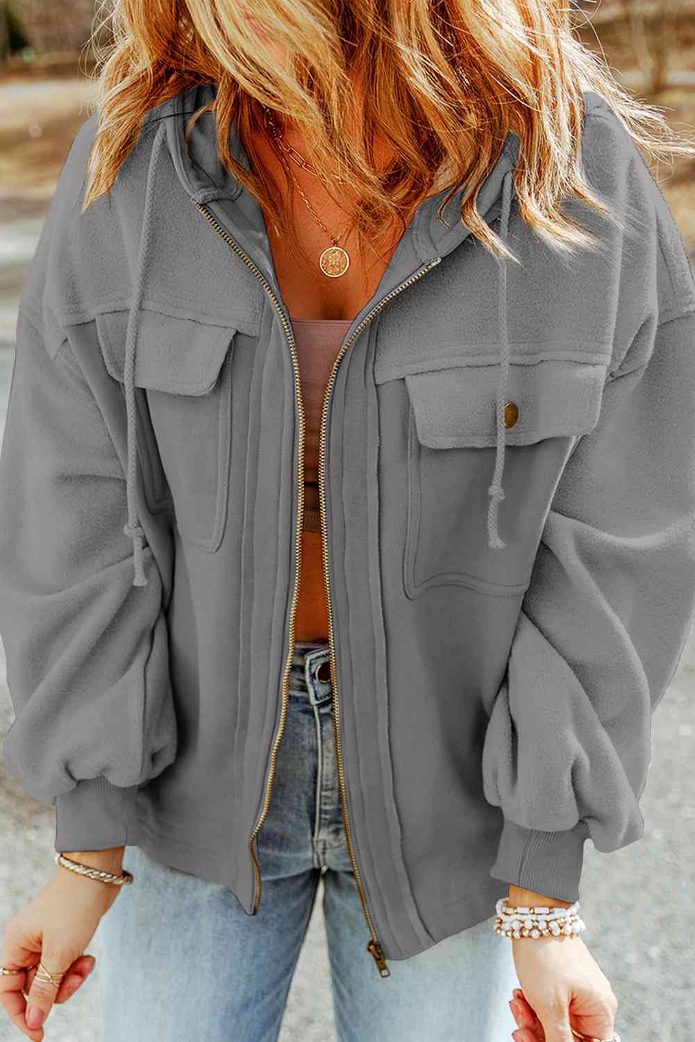 Valenzora | Hoodie – Freizeitjacke für Damen mit Reißverschluss und Brusttaschen