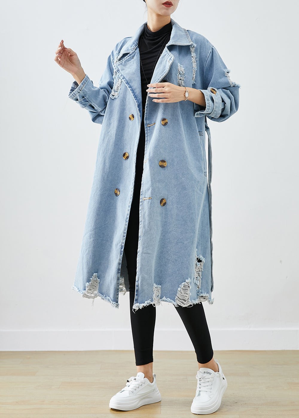 Valenzora | Feminine elegance in a women's denim coat - Winter season 2026