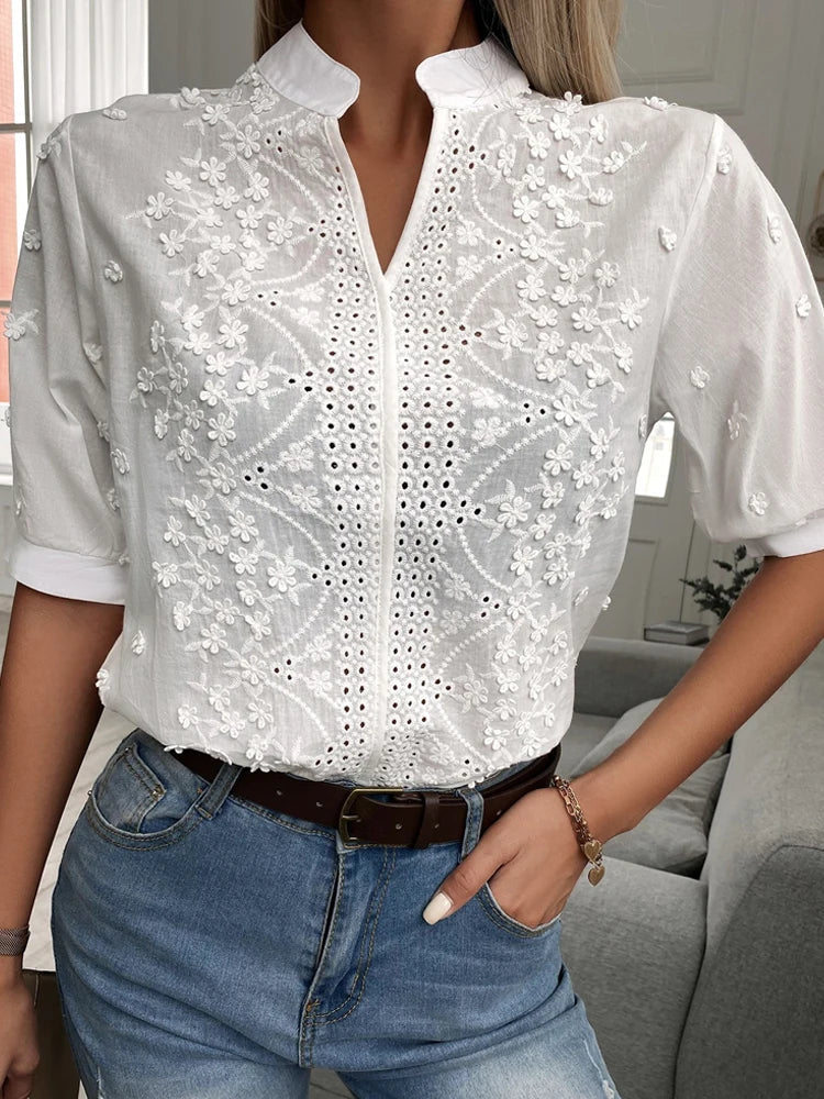 Valenzora | Elegant V-neck top