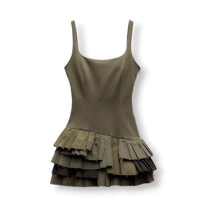 Elegant pleated short jumpsuit