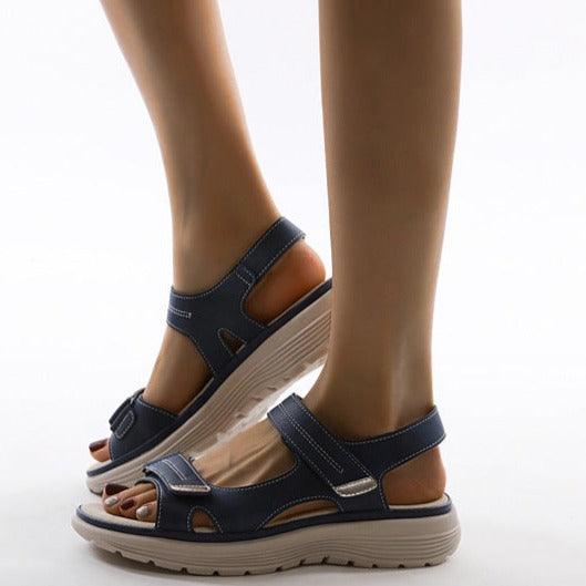 Valenzora | Casual sandals with strap closure