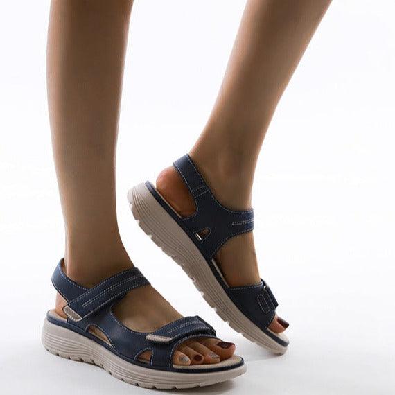 Valenzora | Casual sandals with strap closure