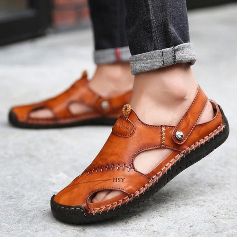 Valenzora | Comfortable sandals with adjustable strap and non-slip sole