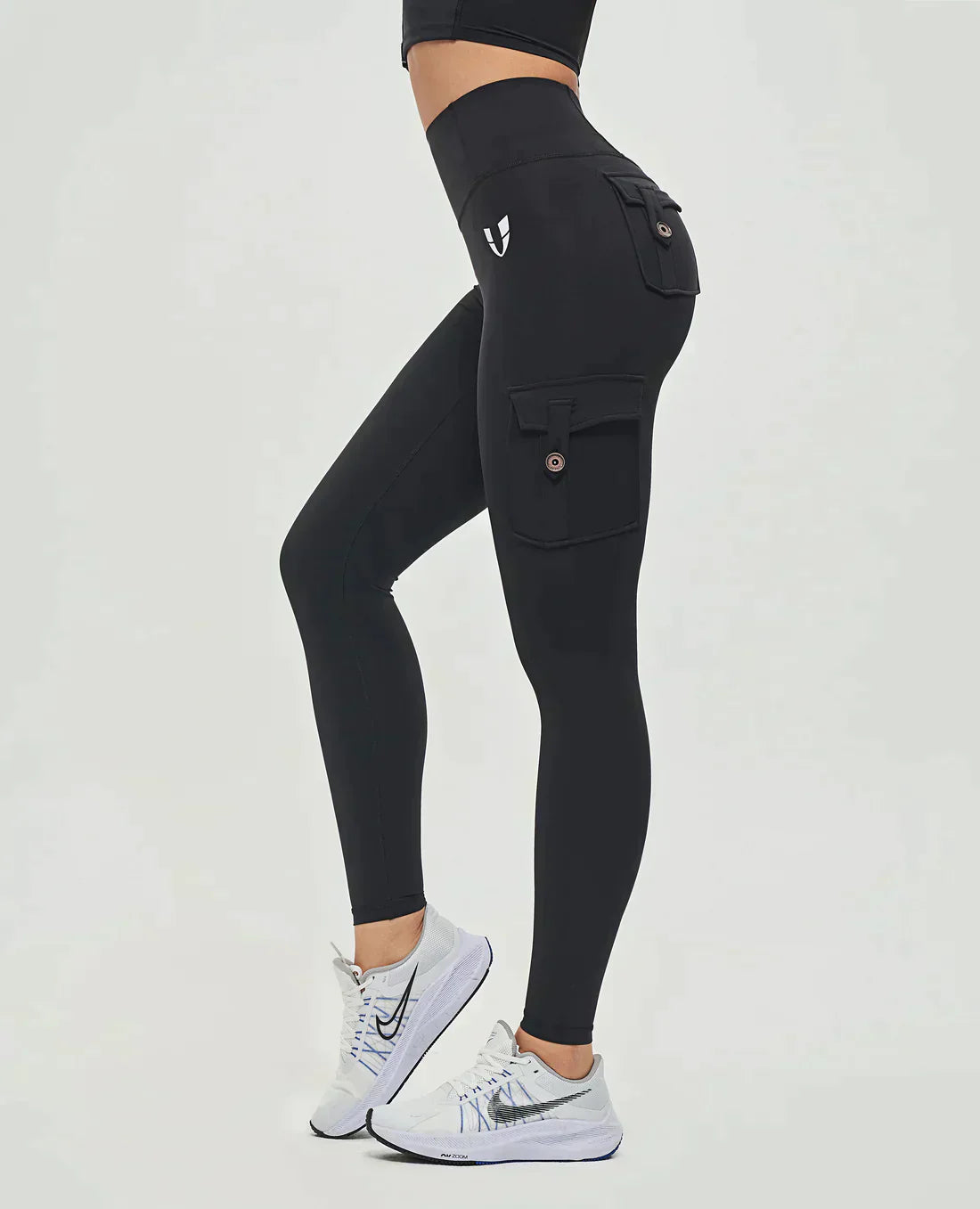 Valenzora | High-waisted cargo leggings