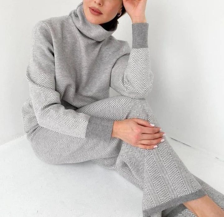 Valenzora – Stylish lounge suit for women