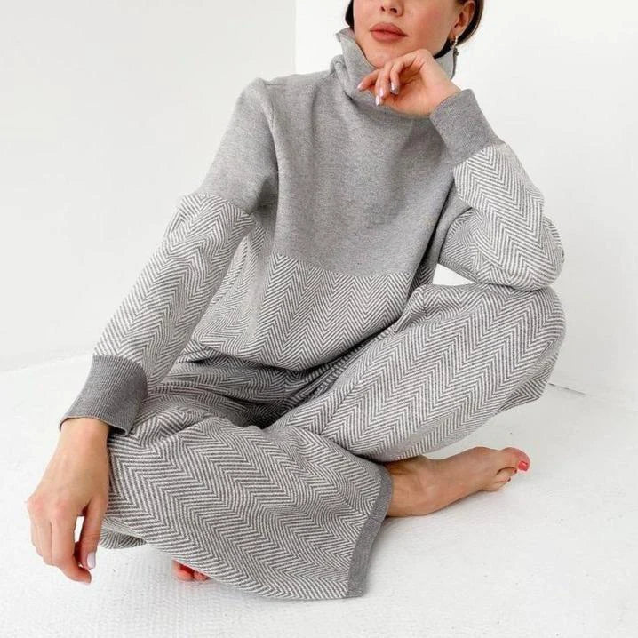 Valenzora – Stylish lounge suit for women