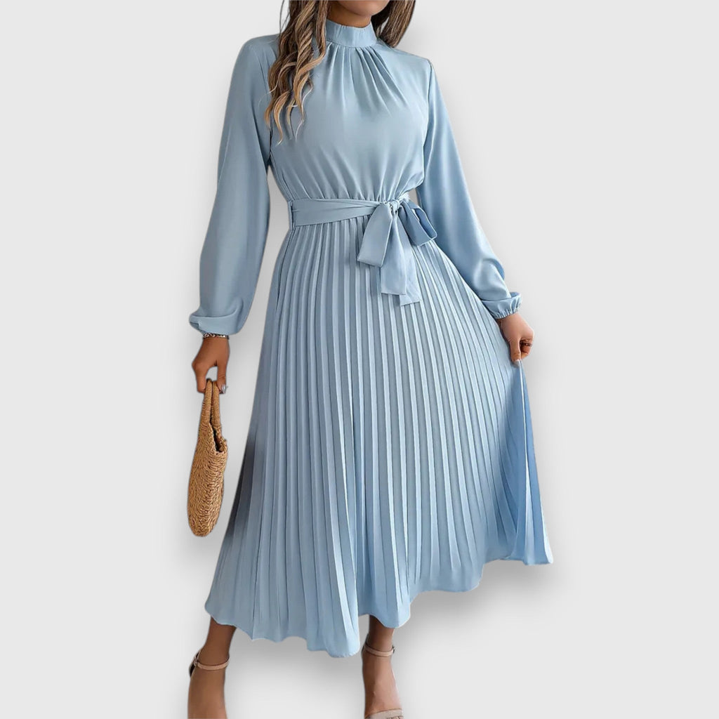 Valenzora | Timeless elegance in a midi dress