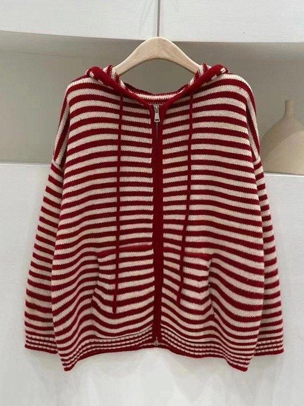 Valenzora | Gestreifte Strickjacke mit Kapuze und langen Ärmeln