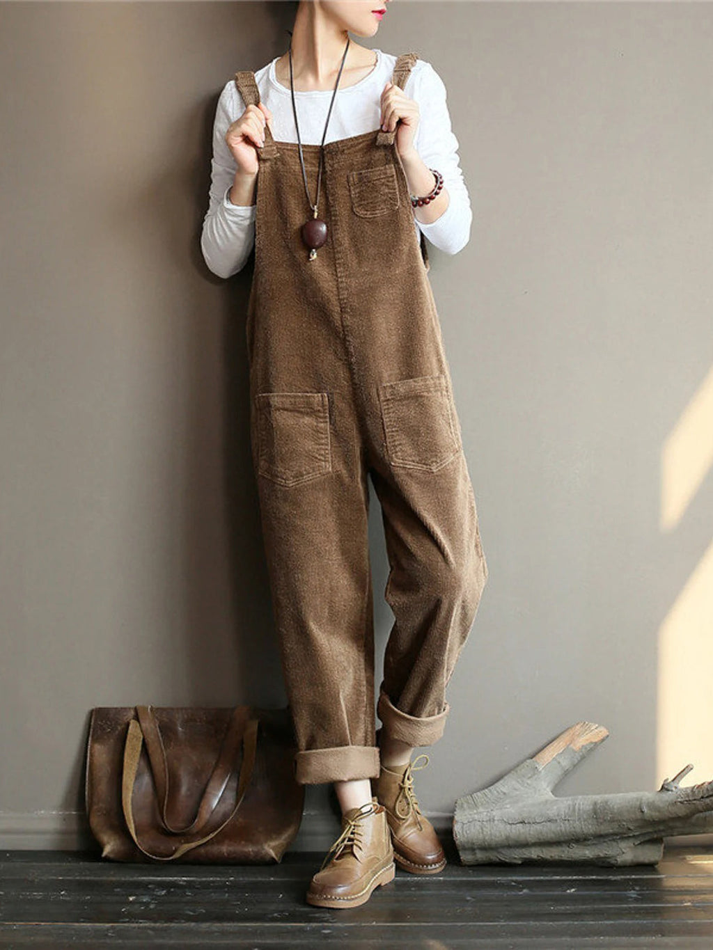 Valenzora | Velvet jumpsuit with wide legs | Stylish and comfortable design