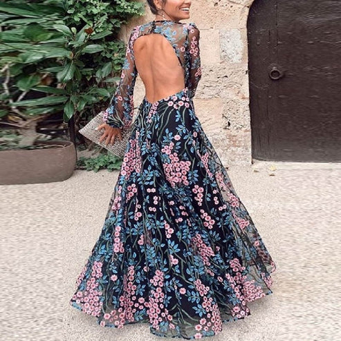 Valenzora | Vintage Floral Backless Maxi Dress