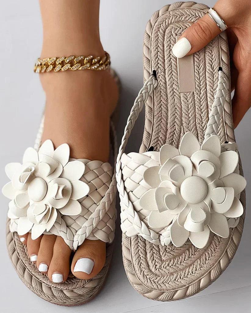 Valenzora | Women's slippers with floral design