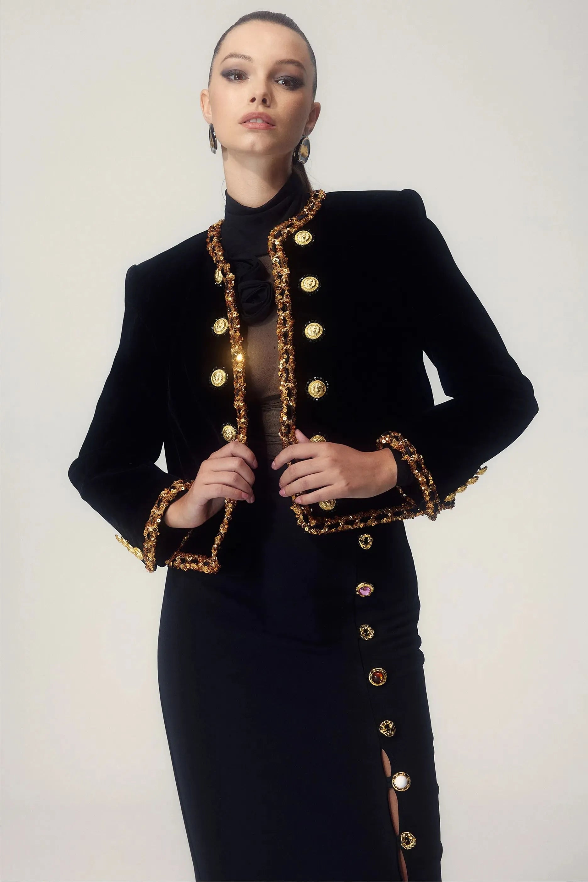 Valenzora - Elegant jacket with buttons