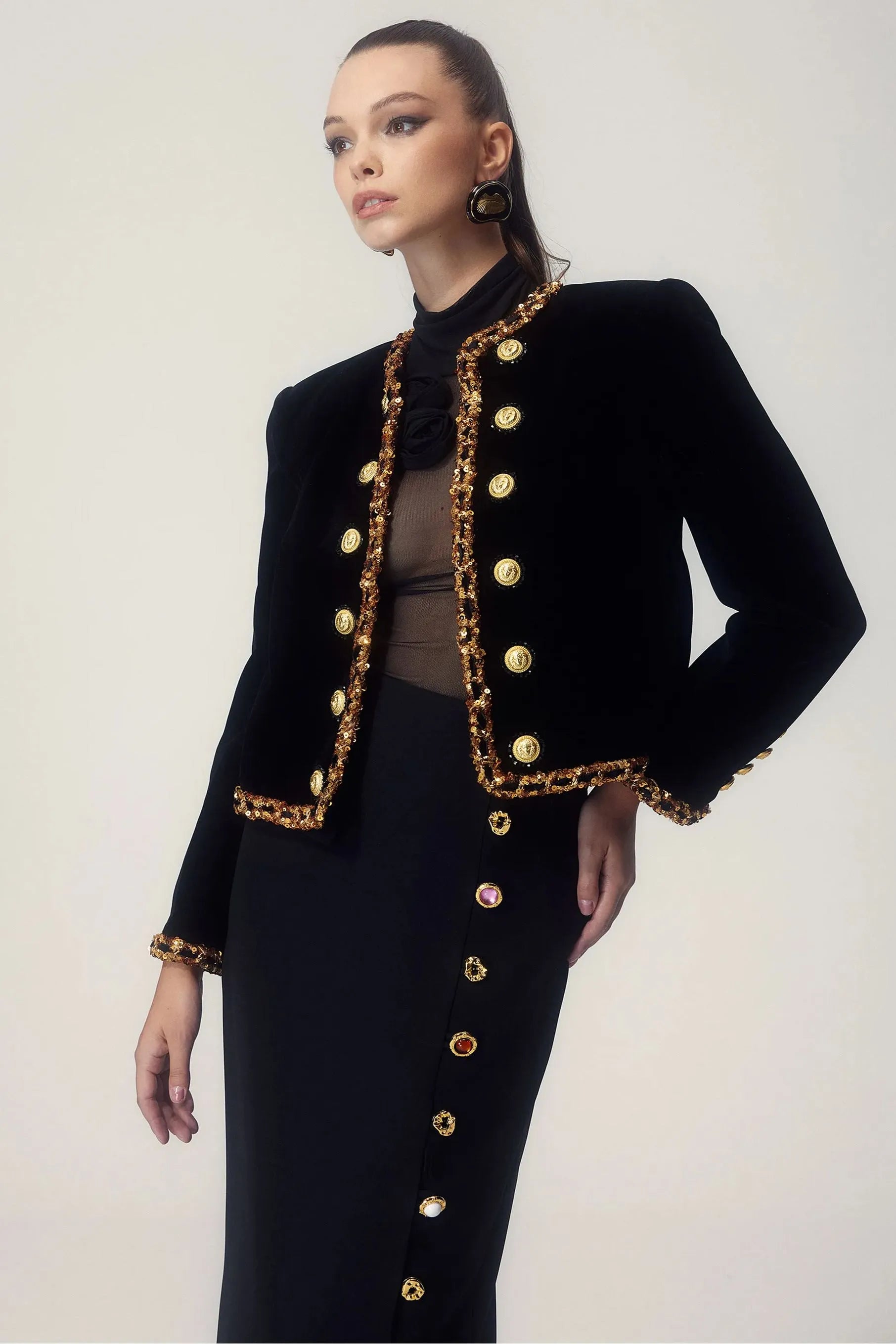 Valenzora - Elegant jacket with buttons