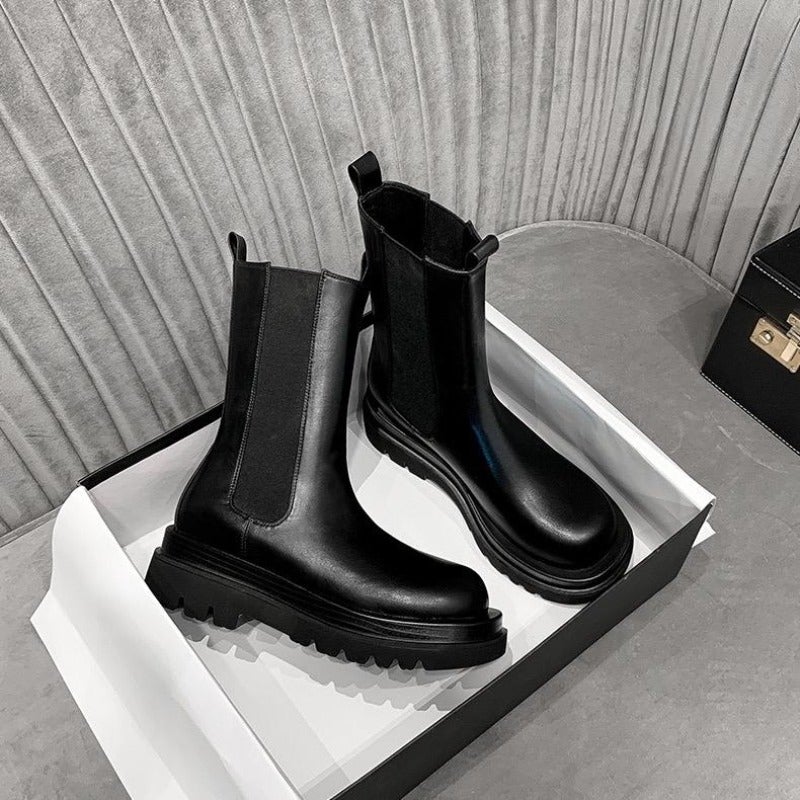 Valenzora | Designer Chelsea boots