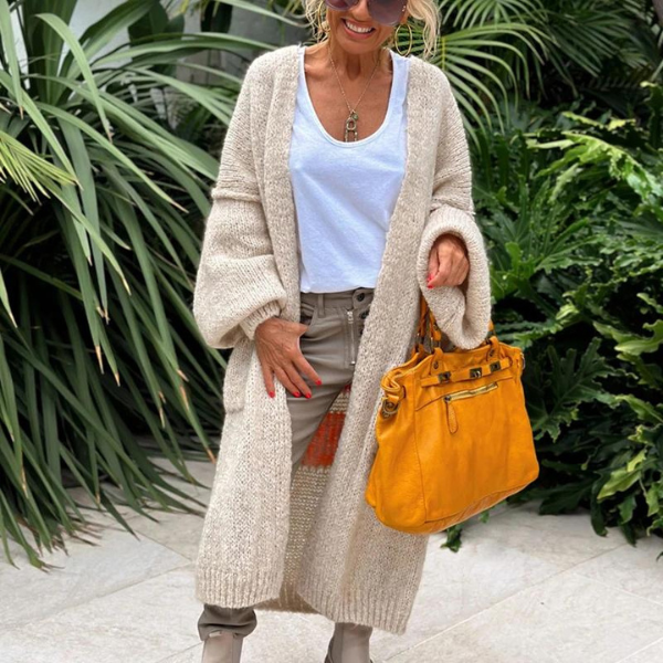 Valenzora - Kuschelig oversize Strickjacke