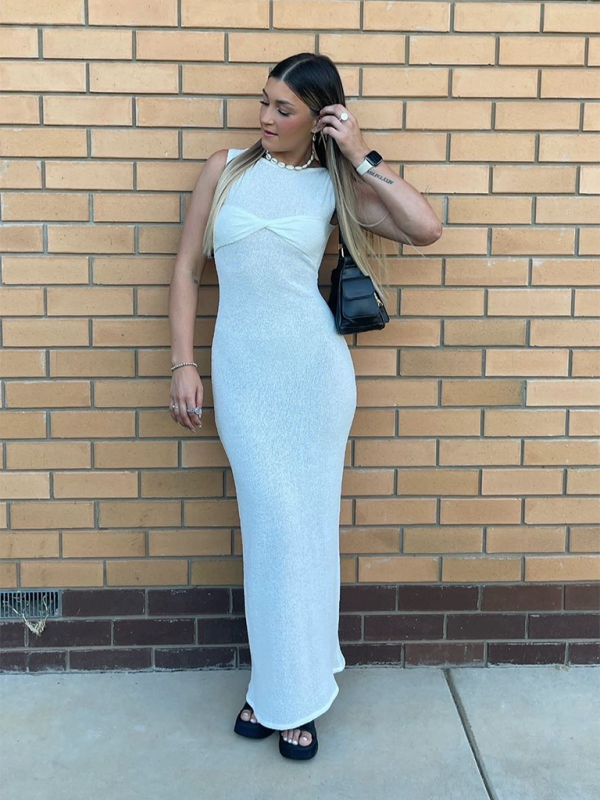 Valenzora | Sleeveless fitted round neck knitted solid colour beach dress