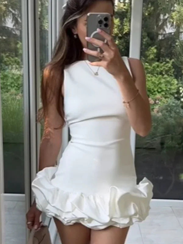 Valenzora | Modisches, ärmelloses, kurzes Rüschenkleid