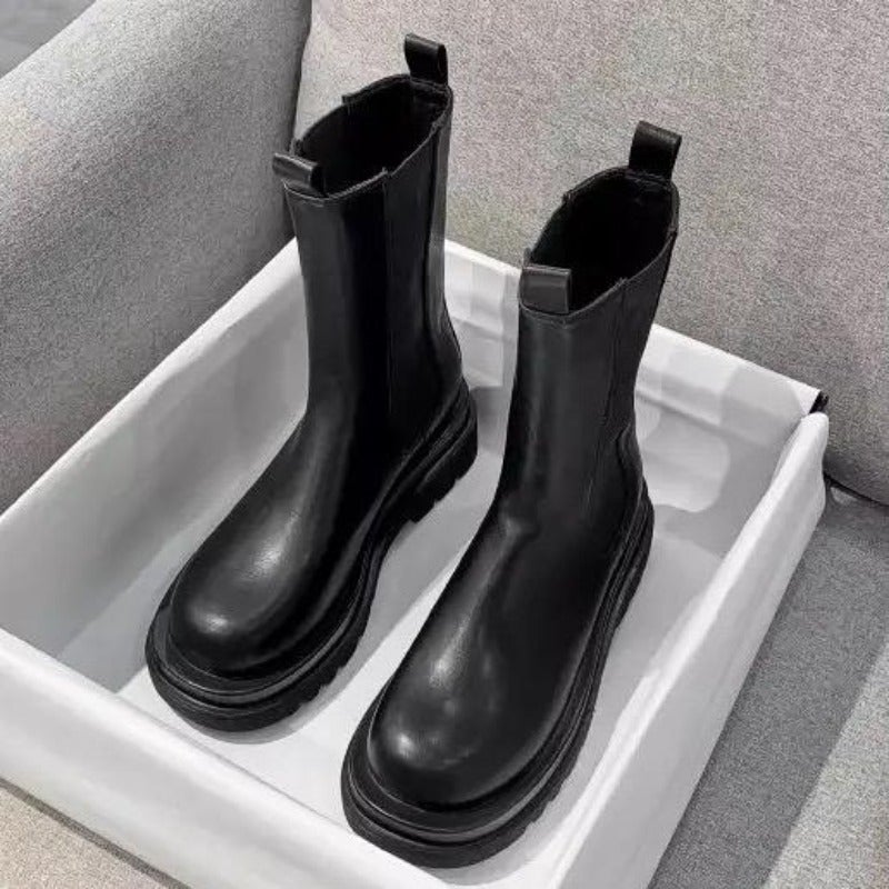 Valenzora | Designer Chelsea boots