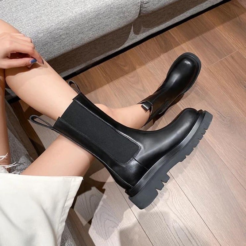 Valenzora | Designer Chelsea boots