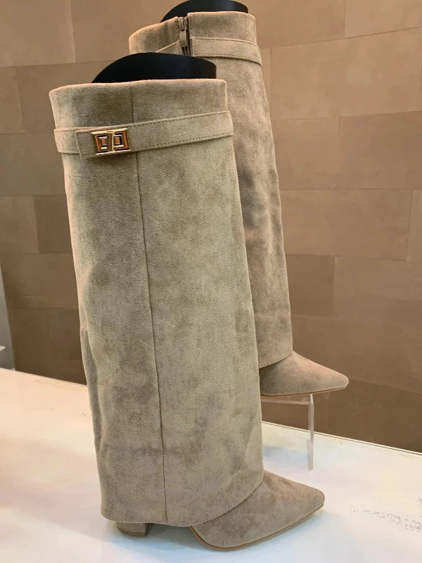 Valenzora | Shark Boots