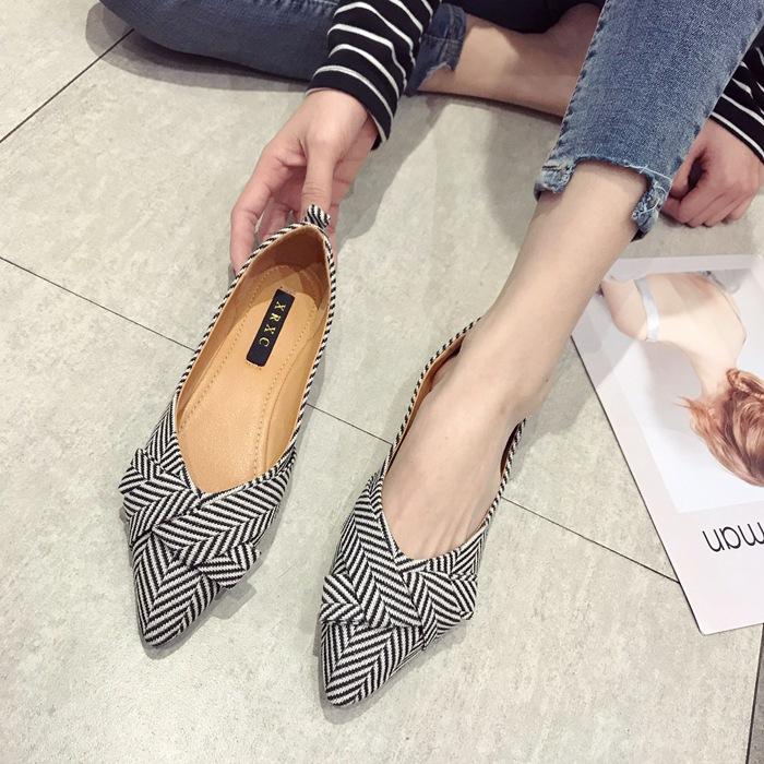 Valenzora | Creative Women's Sandals - 2026 Fashion
