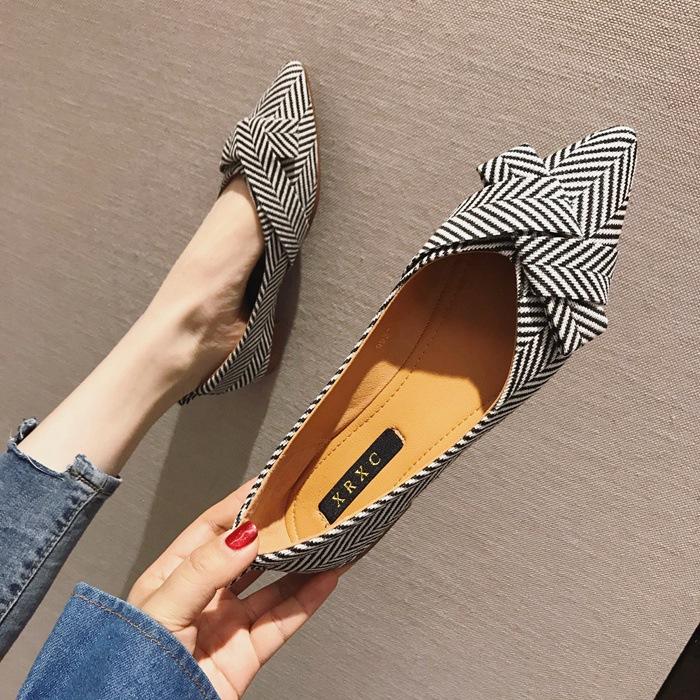 Valenzora | Creative Women's Sandals - 2026 Fashion