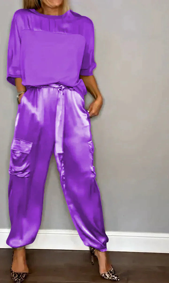 Valenzora | Jumpsuit made of smooth satin with a mid-length top and trousers for women