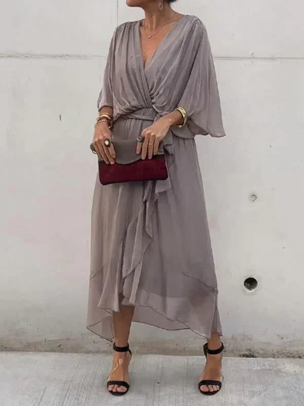 Valenzora | Green chiffon dress with V-neck