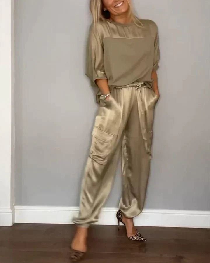 Valenzora | Two-piece satin suit with mid-length blouse and trousers for women