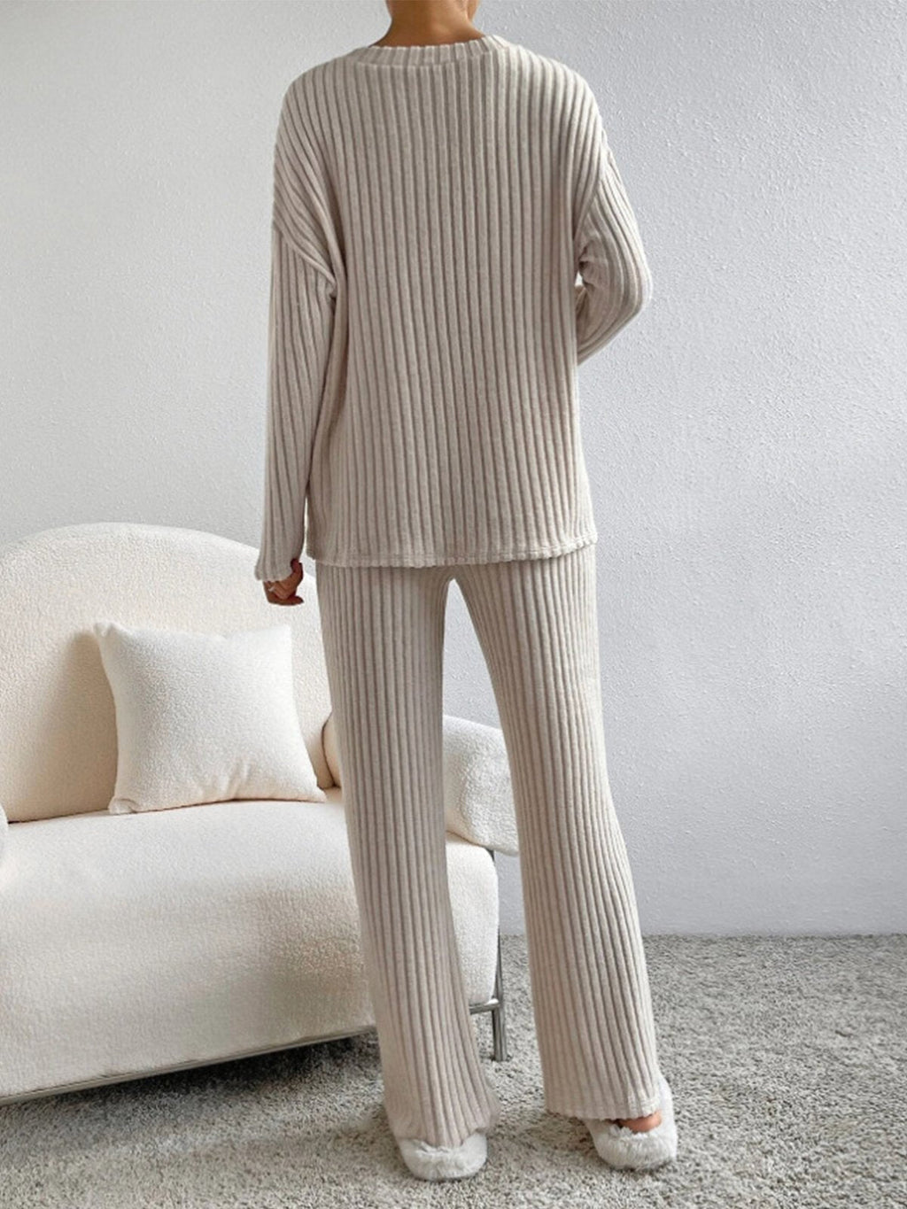 Fatima™ - V-neck Ribbed Design Comfortable 2-Piece Lounge Set