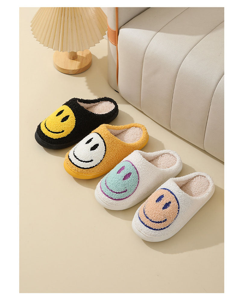 Valenzora Large Smiley Pattern Fur Slippers