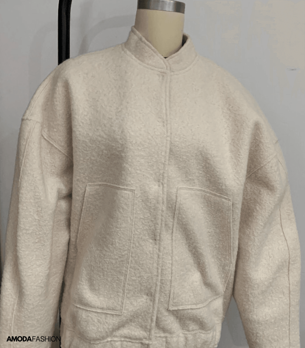 Casual jacket with button