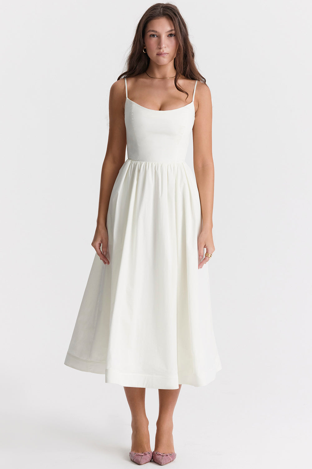 Elegant women's dress for special occasions