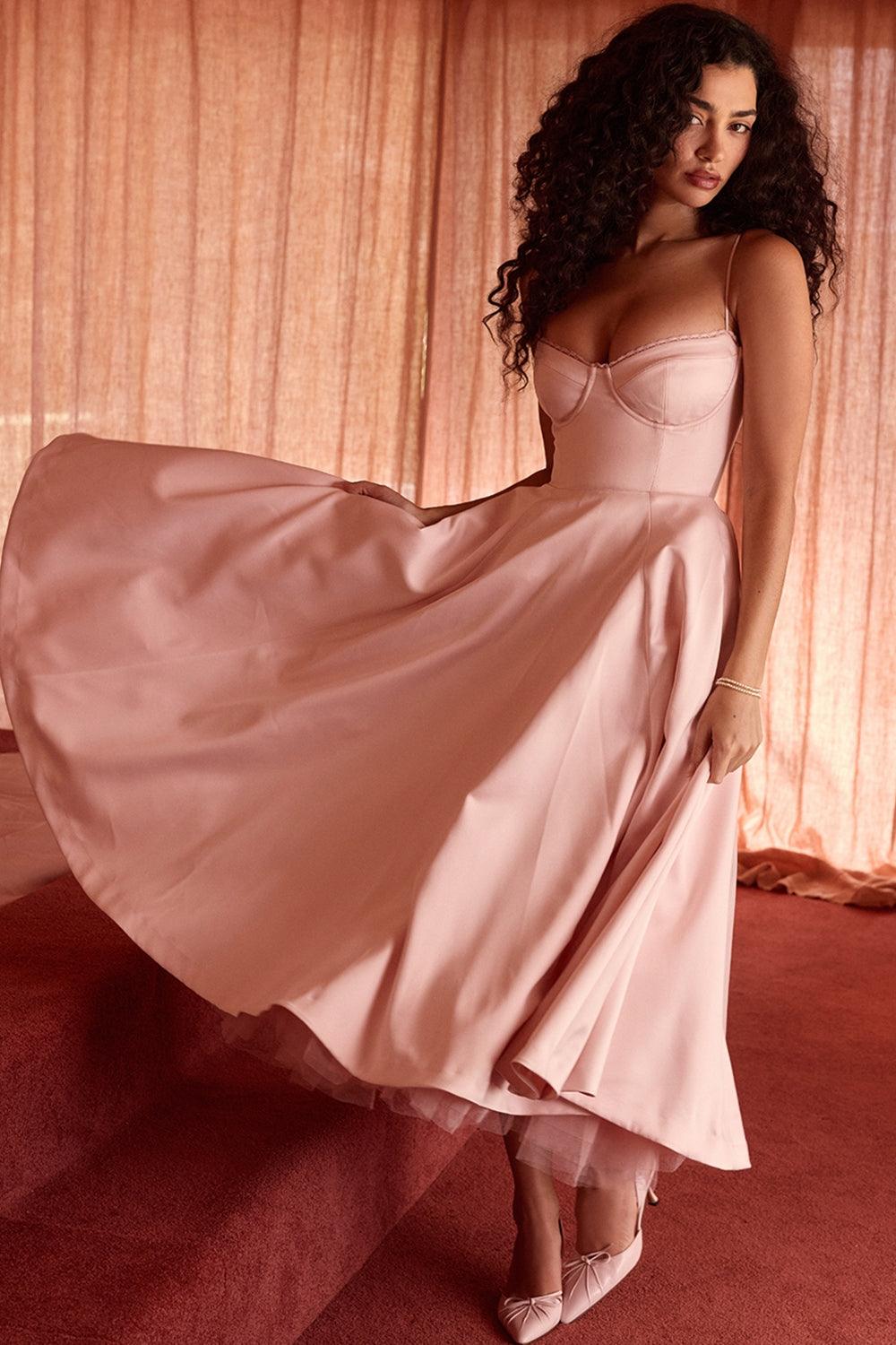Valenzora | Elegant, attractive party dress